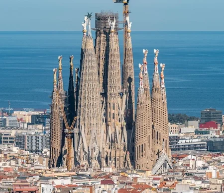 Sagrada Família: Gaudí’s Unfinished Masterpiece