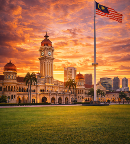 Merdeka Square (Dataran Merdeka) Kuala Lumpur: How to Get There, What to See, Best Photos & Tips